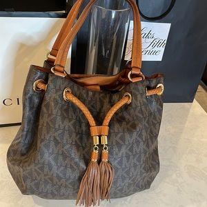 MICHAEL Michael Korda Brown MK Leather Bucket Handbag Purse Tote Large